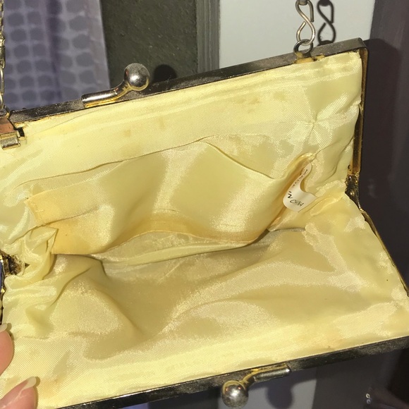 Gold crossbody bag - Picture 3 of 3